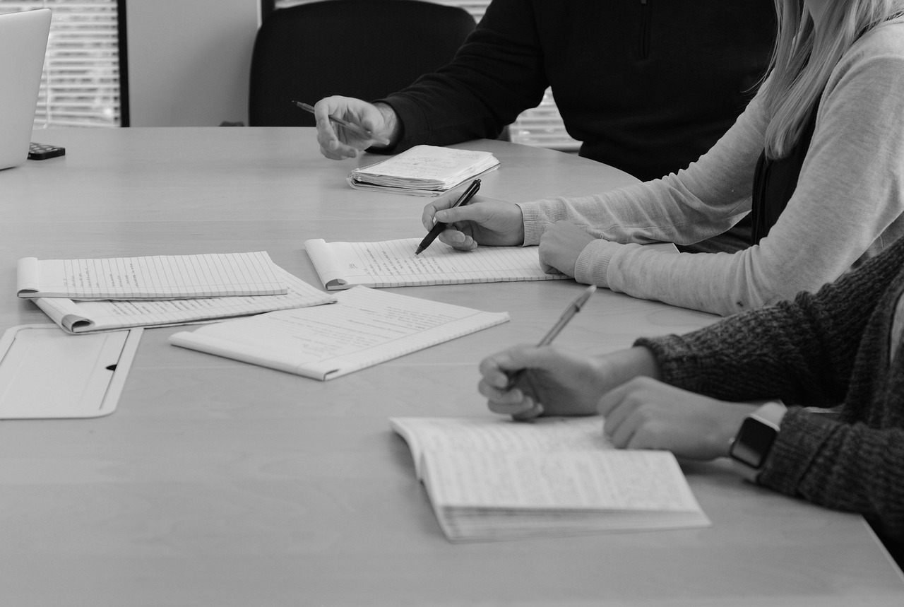 豪利时葡萄双爆珠（细）：代理公司注册计费