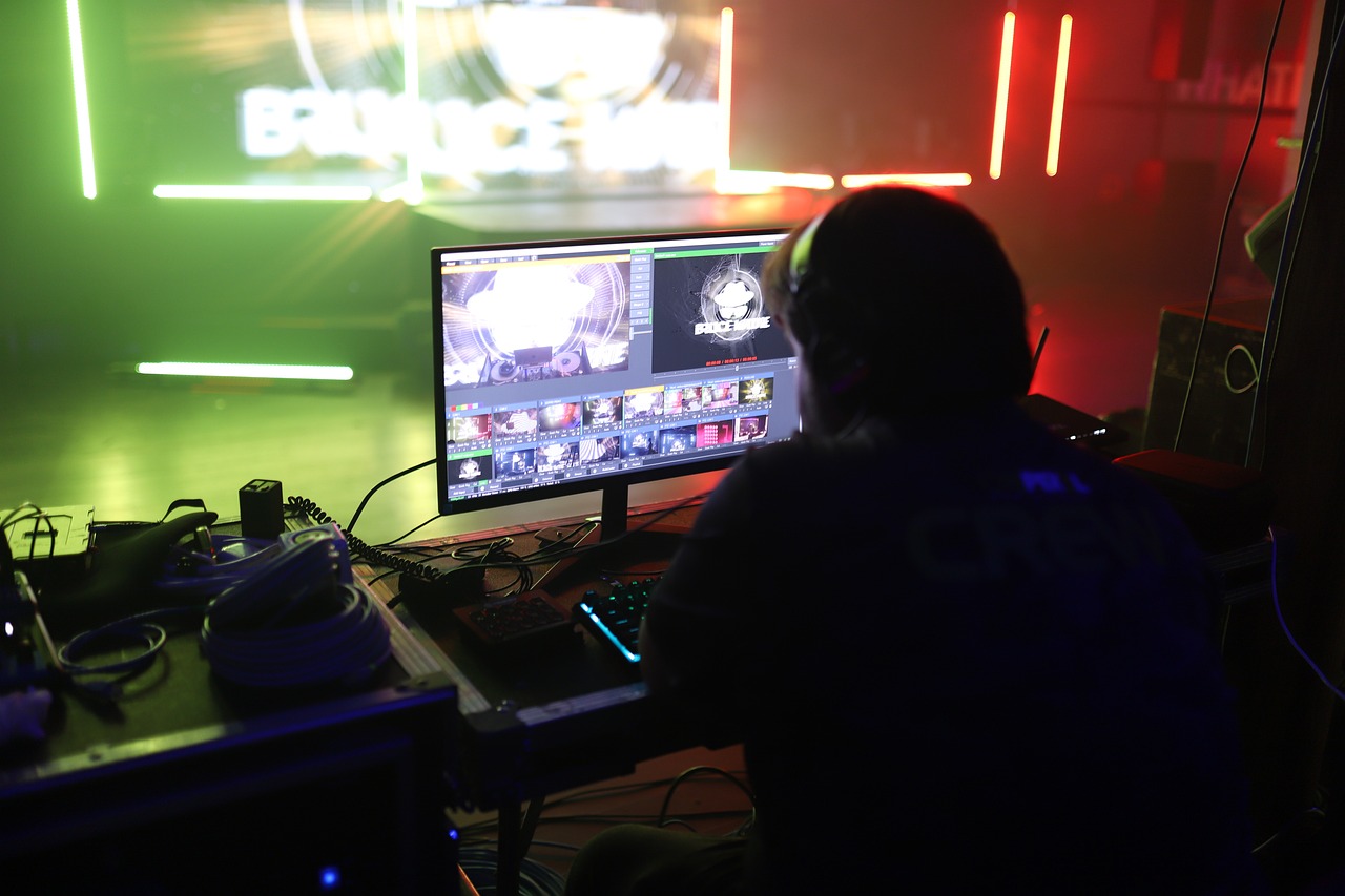 如何借助微信小程序提高企业品牌形象?